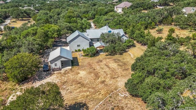 645 Cambridge, New Braunfels, TX 78132