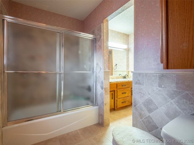 2909 N Hickory, Mcalester, OK 74501