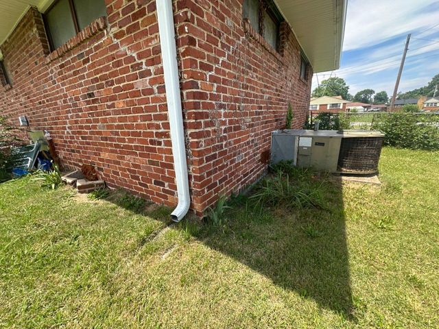 1124 Collins Circle, Chattanooga, TN 37411
