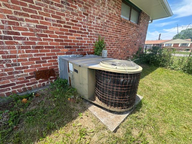 1124 Collins Circle, Chattanooga, TN 37411