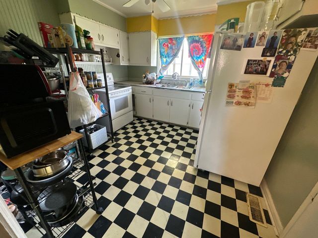 1124 Collins Circle, Chattanooga, TN 37411