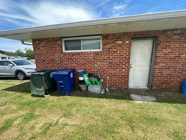 1124 Collins Circle, Chattanooga, TN 37411