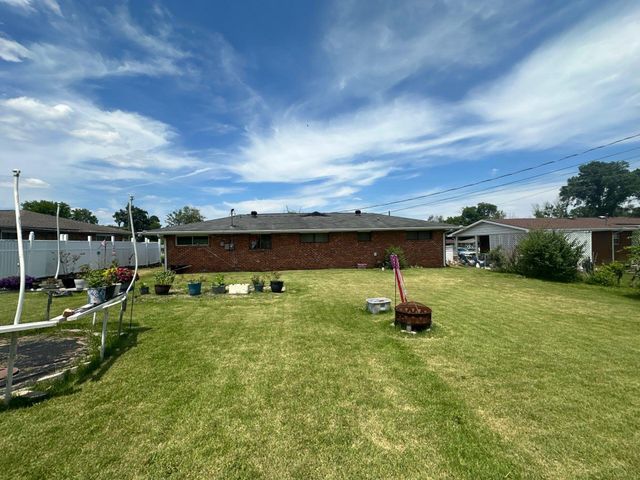 1124 Collins Circle, Chattanooga, TN 37411