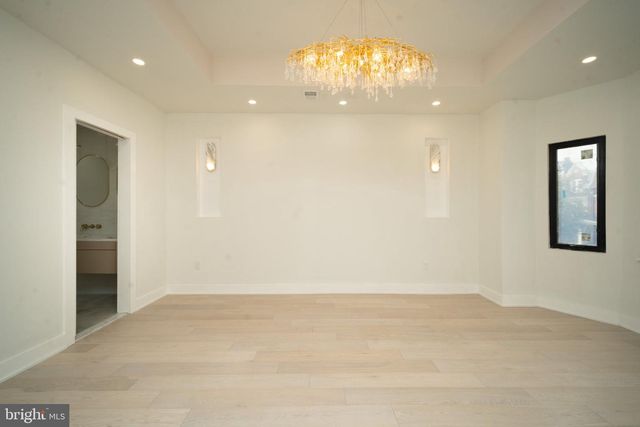 5018 SPRINGFIELD AVE, Philadelphia, PA 19143