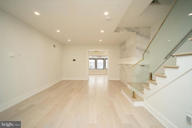 5018 SPRINGFIELD AVE, Philadelphia, PA 19143