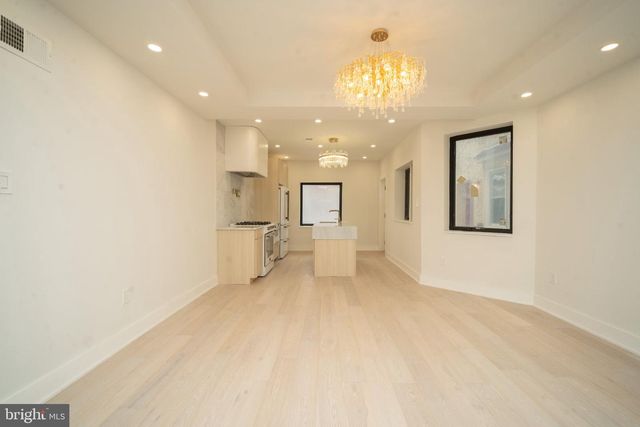 5018 SPRINGFIELD AVE, Philadelphia, PA 19143