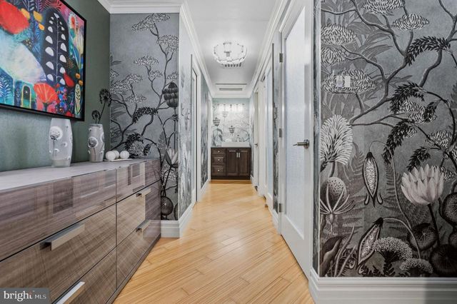 9913 KINGSBRIDGE DR, Fairfax, VA 22031
