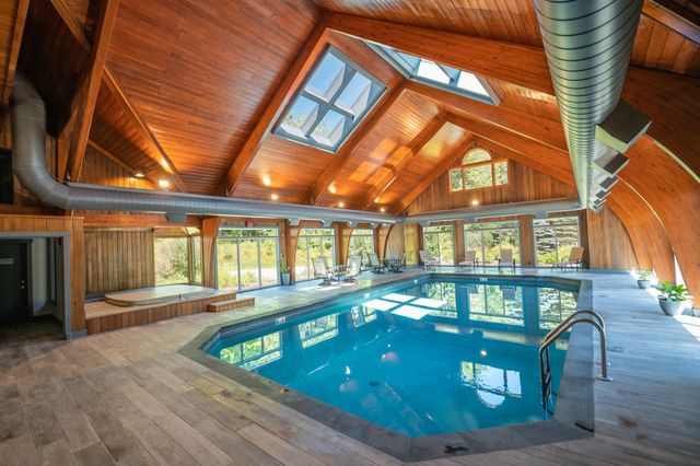 9D Dover Springs Lane, Dover, VT 05356
