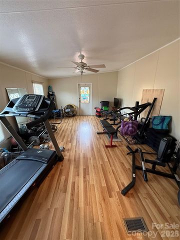 2423 Stones Throw Court, Lenoir, NC 28645