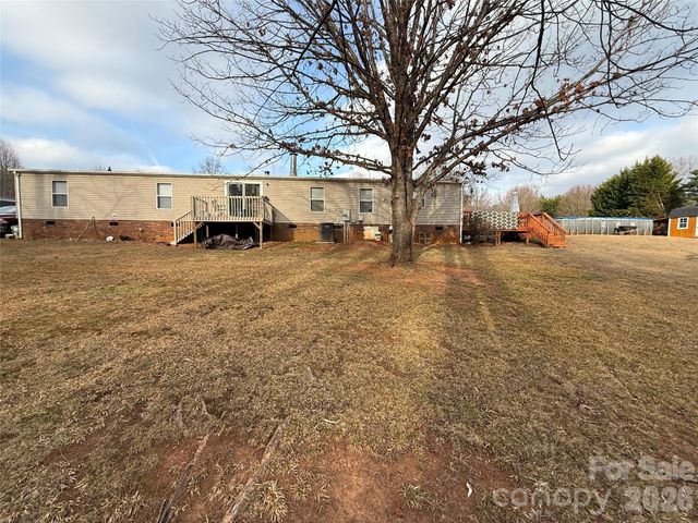 2423 Stones Throw Court, Lenoir, NC 28645