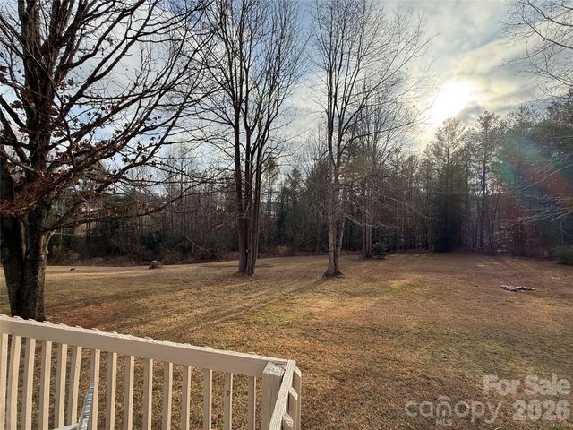2423 Stones Throw Court, Lenoir, NC 28645
