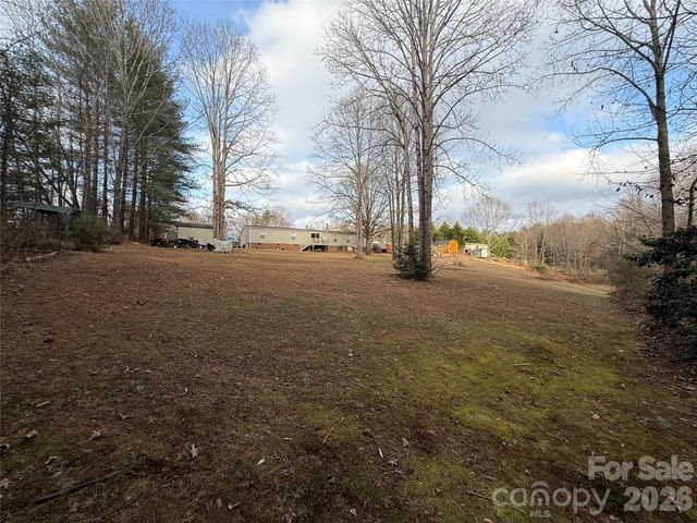 2423 Stones Throw Court, Lenoir, NC 28645