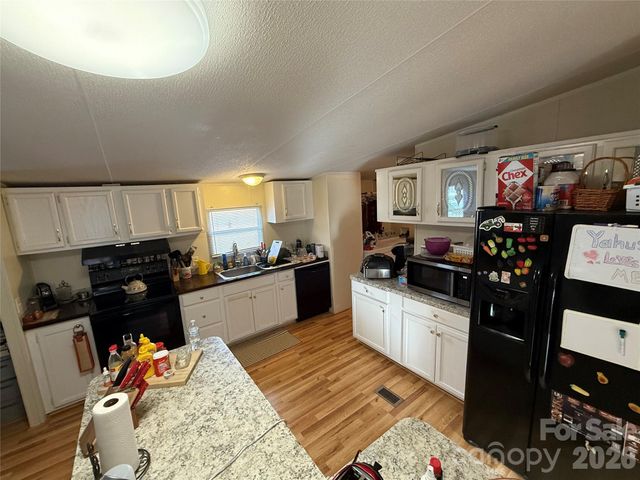 2423 Stones Throw Court, Lenoir, NC 28645