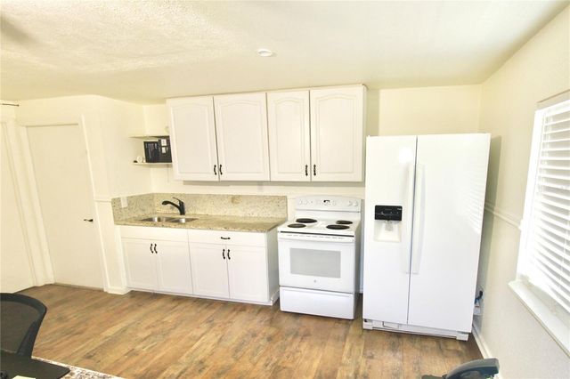 608 DUNDEE ROAD, Dundee, FL 33838