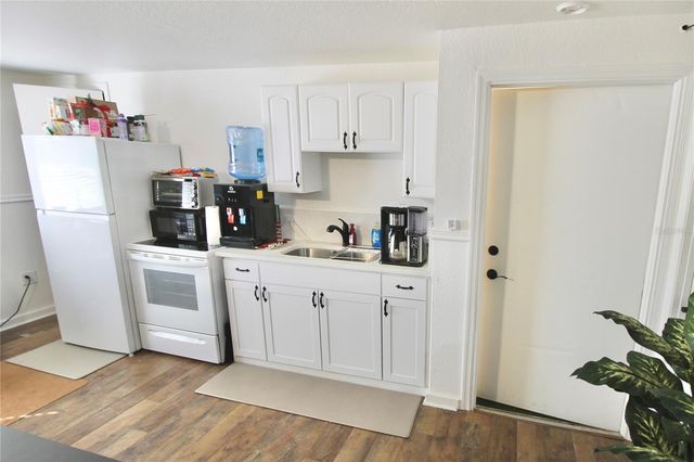 608 DUNDEE ROAD, Dundee, FL 33838