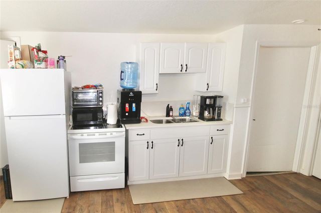 608 DUNDEE ROAD, Dundee, FL 33838