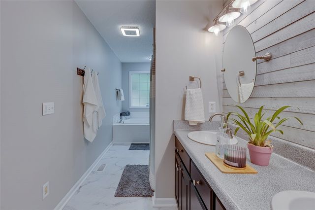 121 Crimson Leaf Lane, Liberty, SC 29657