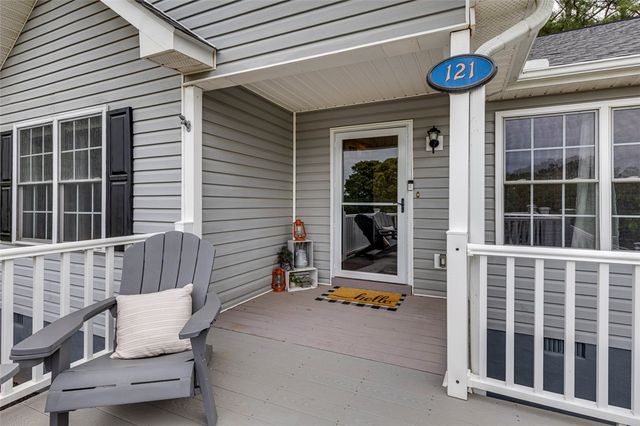 121 Crimson Leaf Lane, Liberty, SC 29657