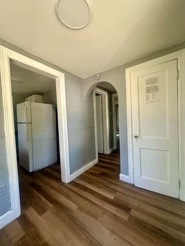 1415 W Irving, Wichita, KS 67213