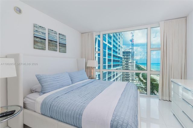 6801 Collins Ave 1415-, Miami Beach, FL 33141