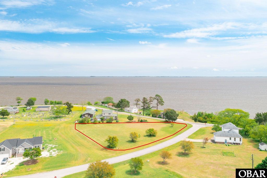 Image 16 of property listing at 100 Gull Rock View Lot 1, Coinjock, NC 27923