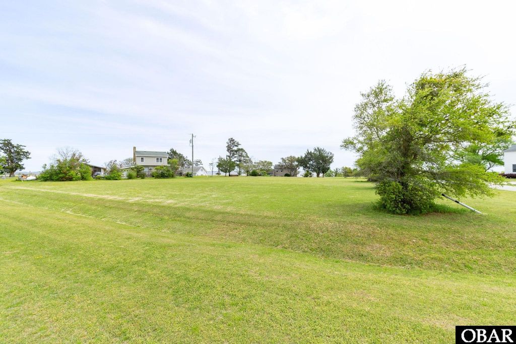 Image 18 of property listing at 100 Gull Rock View Lot 1, Coinjock, NC 27923