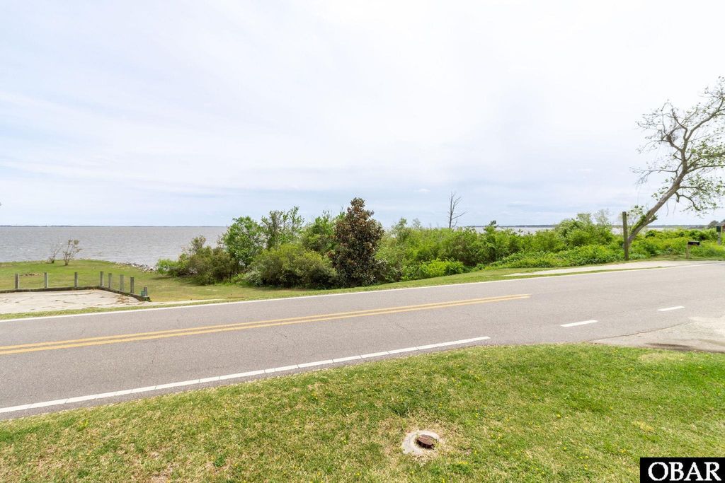 Image 22 of property listing at 100 Gull Rock View Lot 1, Coinjock, NC 27923