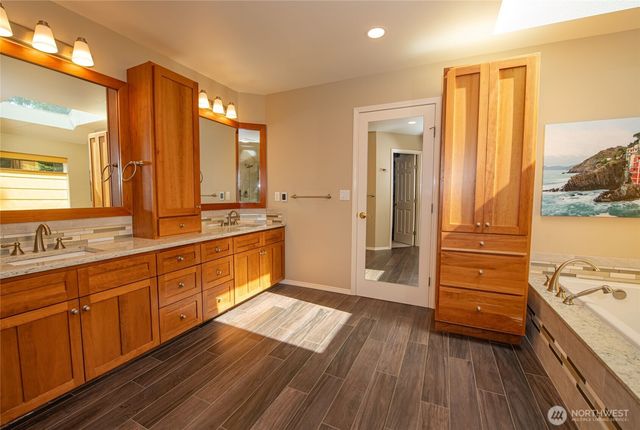 3148 Old Sawmill Place NW, Bremerton, WA 98312