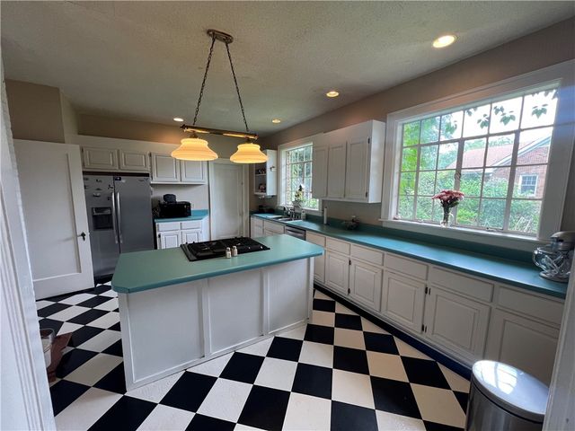 409 Brown Avenue, Belton, SC 29627