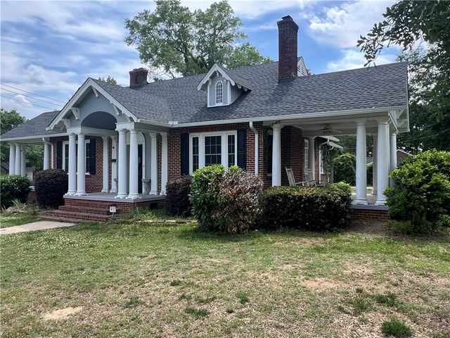 409 Brown Avenue, Belton, SC 29627