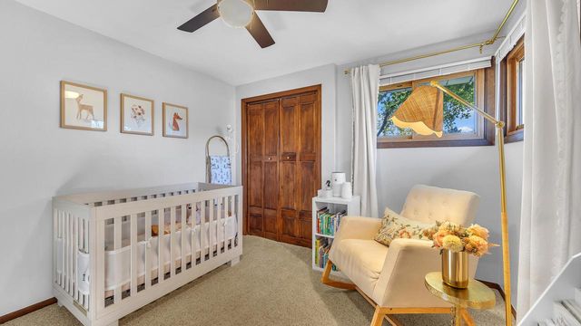 1743 Knoll Crest DRIVE, Sheboygan, WI 53081