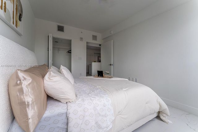 1850 Monroe Street 306, Hollywood, FL 33020