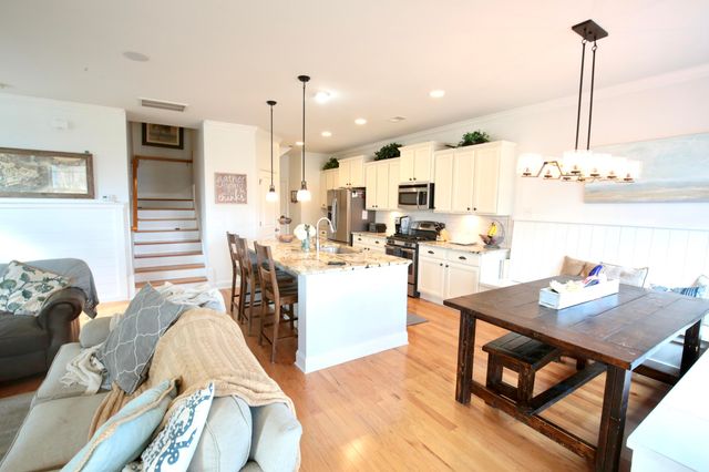 1466 Red Tide Road, Mount Pleasant, SC 29466