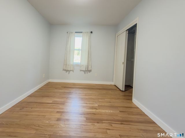 124 Wyndover Lane, Stamford, CT 06902