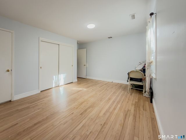 124 Wyndover Lane, Stamford, CT 06902