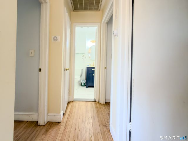 124 Wyndover Lane, Stamford, CT 06902