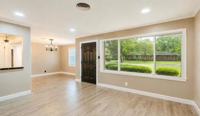 4701 W 43rd Street, Houston, TX 77092