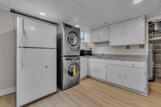 4110 Dexter Ann Arbor Road, Ann Arbor, MI 48103