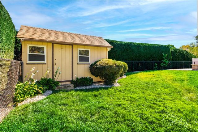 3 Moreland Street, Johnston, RI 02919