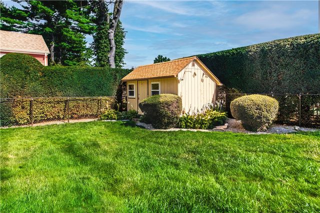 3 Moreland Street, Johnston, RI 02919