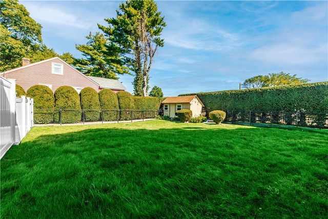 3 Moreland Street, Johnston, RI 02919