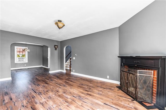 3 Moreland Street, Johnston, RI 02919