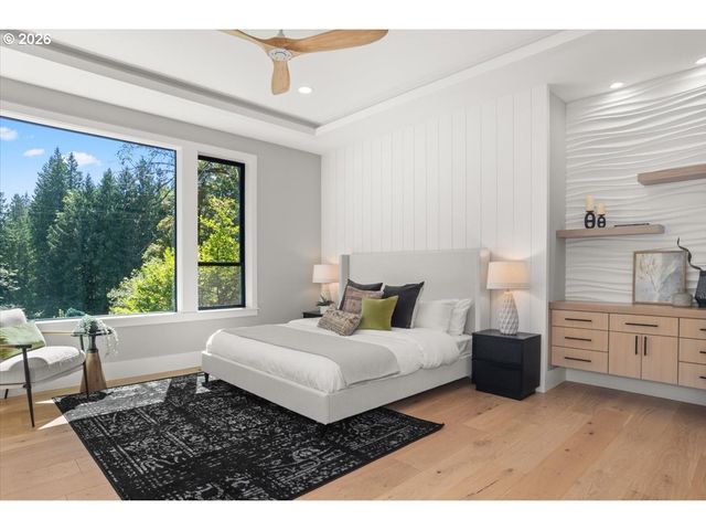 15378 TWIN FIR Rd, Lake Oswego, OR 97035