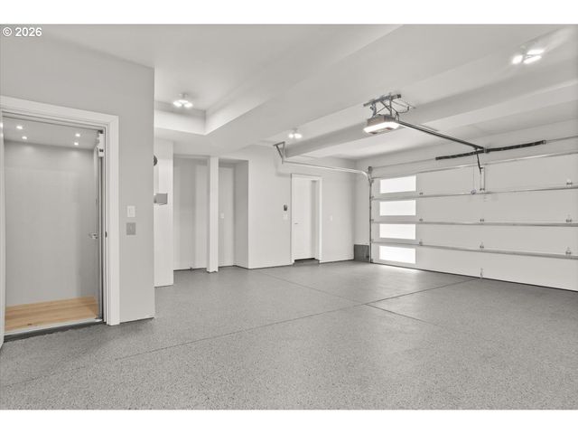 15378 TWIN FIR Rd, Lake Oswego, OR 97035