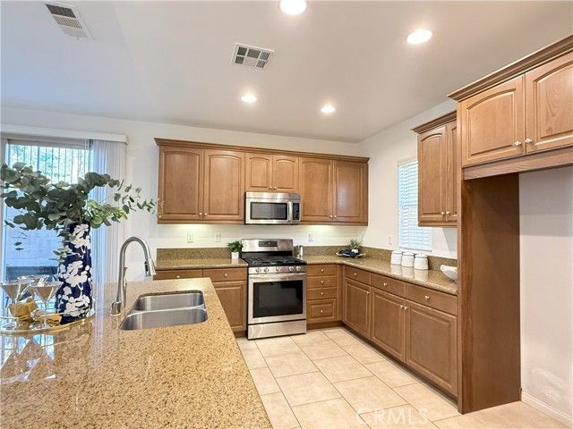 81 Keepsake, Irvine, CA 92618