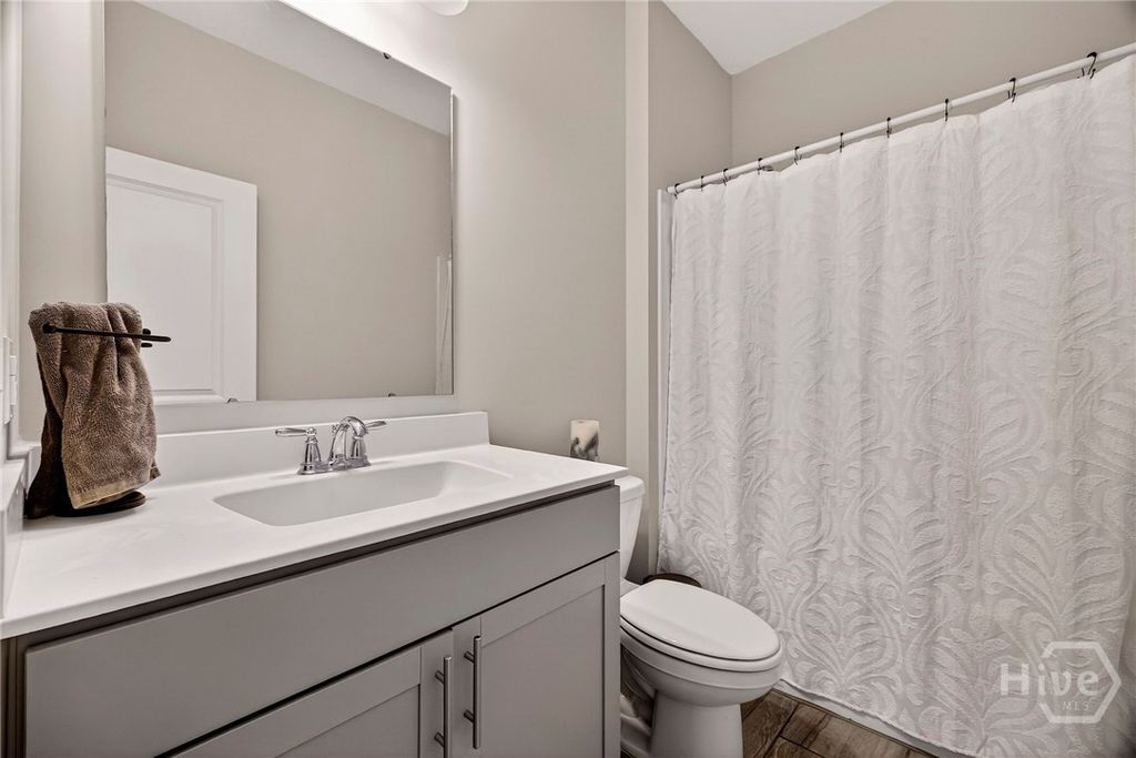 Image 16 of property listing at 104 Canal Cove, Pooler, GA 31322