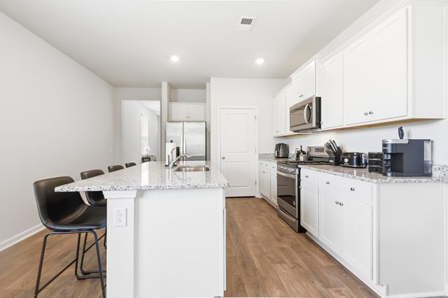 922 Woodside Creek Lane, Summerville, SC 29486