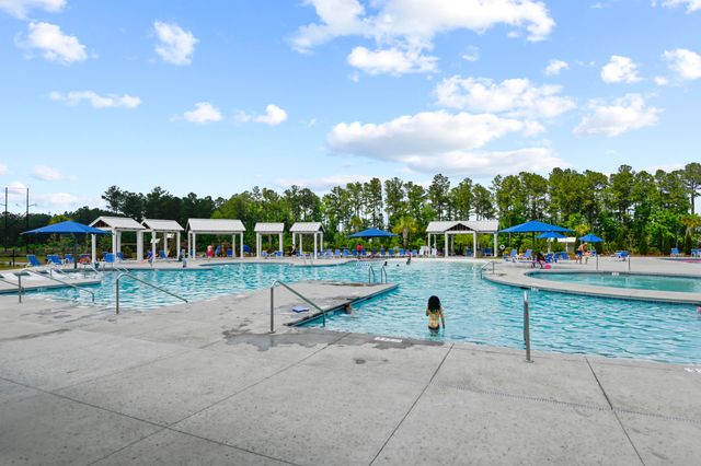922 Woodside Creek Lane, Summerville, SC 29486