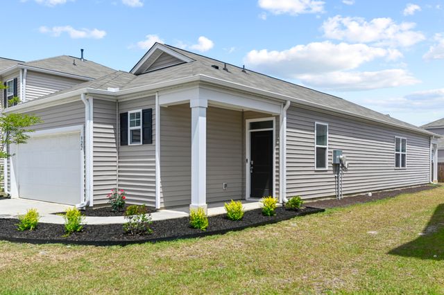 922 Woodside Creek Lane, Summerville, SC 29486