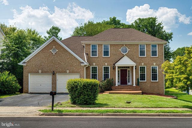 1936 LORD FAIRFAX RD, Vienna, VA 22182